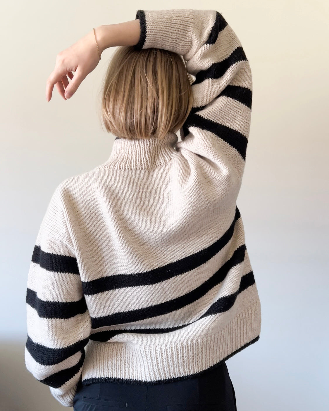 Sweater with stripes